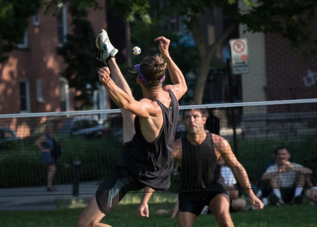 Footbag - podstawowe informacje o grze w Zośkę