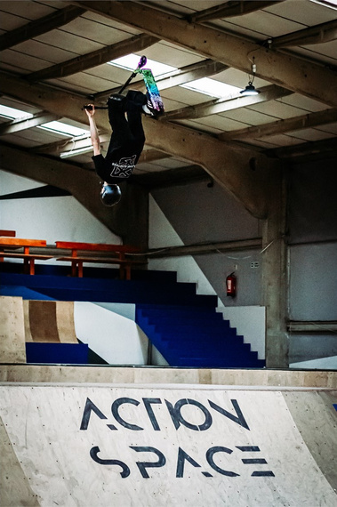 Hulajnoga Wyczynowa Slamm Strobe Stunt Scooter wys. 88 cm