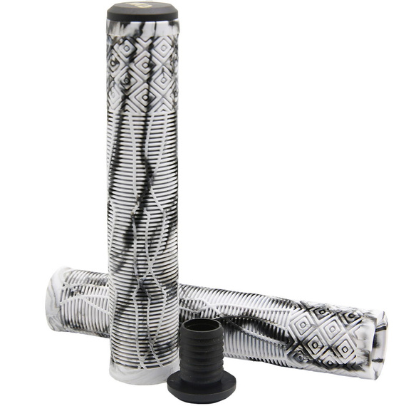Gripy Rączki do Hulajnogi Wyczynowej NKD GOAT Stunt Scooter Grips Czarno-Biały 163 mm