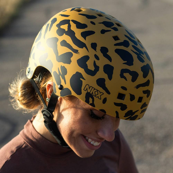 Kask Na Deskorolkę Hulajnogę NKX Brain Saver Leopard Czarno-Brązowy