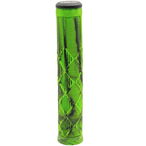Gripy Rączki do Hulajnogi Wyczynowej NKD Fuel Stunt Scooter Grips Czarno-Zielony 165 mm