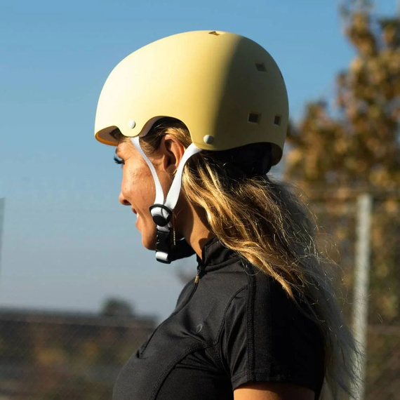 Kask Na Deskorolkę Hulajnogę NKX Brain Saver Vanilla