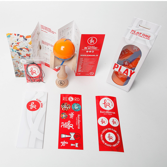 Kendama Europe Play One Cool Mango MC