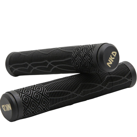 Gripy Rączki do Hulajnogi Wyczynowej NKD GOAT Stunt Scooter Grips Czarny 163 mm