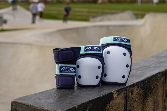 Ochraniacze REKD Heavy Duty Triple Pad Set L Niebiesko Miętowe