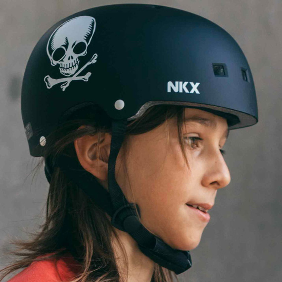 Kask Na Deskorolkę Hulajnogę NKX Brain Saver Czarny Skull 