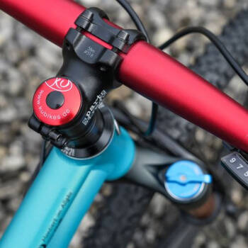 Superlekki rower dla dzieci KUbikes 20S DISC Turkusowo-Czerwony