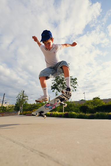 Kompletna Deskorolka Urban Sports Future Animals 7.75"