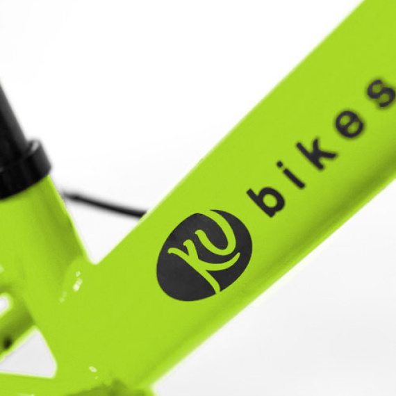Lekki rowerek biegowy dla dzieci KUbikes 12 Czarno-Czerwony