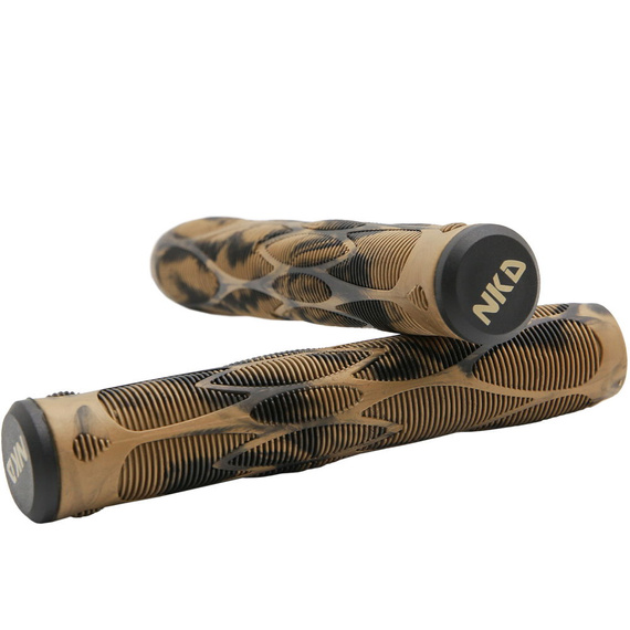 Gripy Rączki do Hulajnogi Wyczynowej NKD Park Stunt Scooter Grips Czarno-Złoty 165 mm