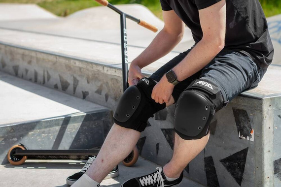 Ochraniacze REKD Ramp Knee Pads S Czarne