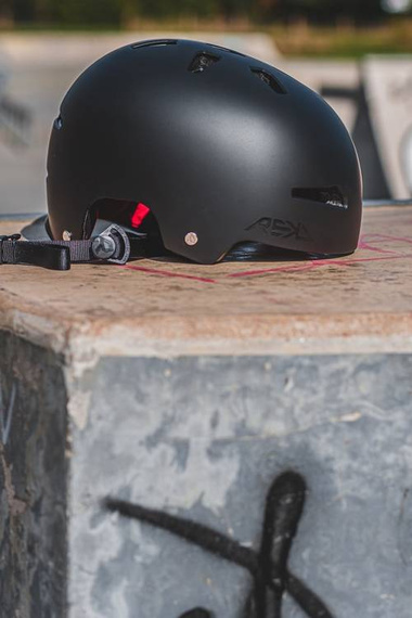 Kask Rekd Elite 2.0 Czarny S/M
