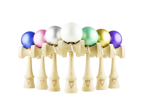 Kendama Krom 18,5cm Niebieska metaliczna
