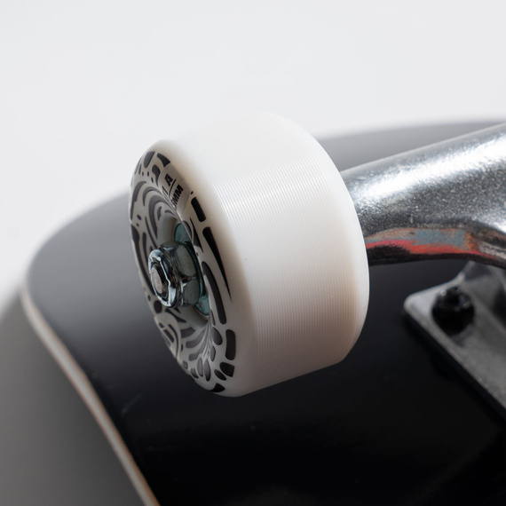 Kompletna Deskorolka Hi Skateboards Lucky 8.0”