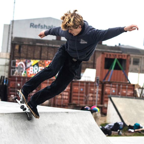 Kompletna Deskorolka Story Genetic Czarny 8.0"