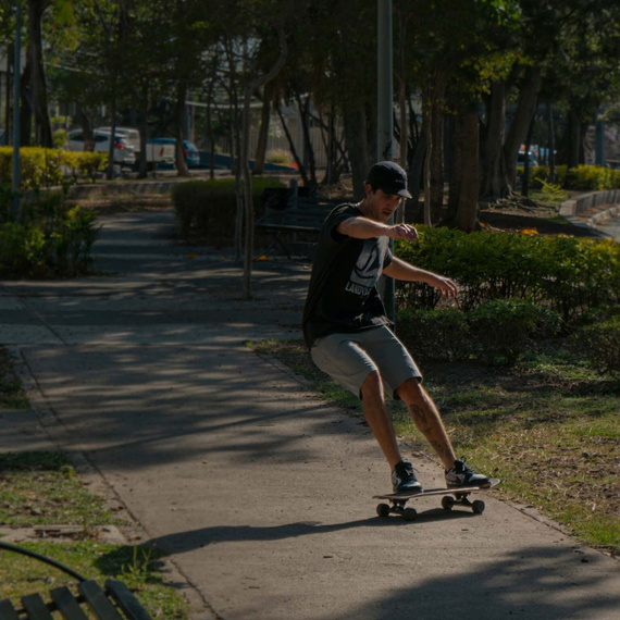 Deskorolka Cruiser Landyachtz Tugboat Atmosphere 30" 