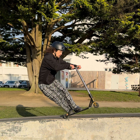 Hulajnoga Wyczynowa NKD Mono Czarno-Czerwony wys. 95 cm