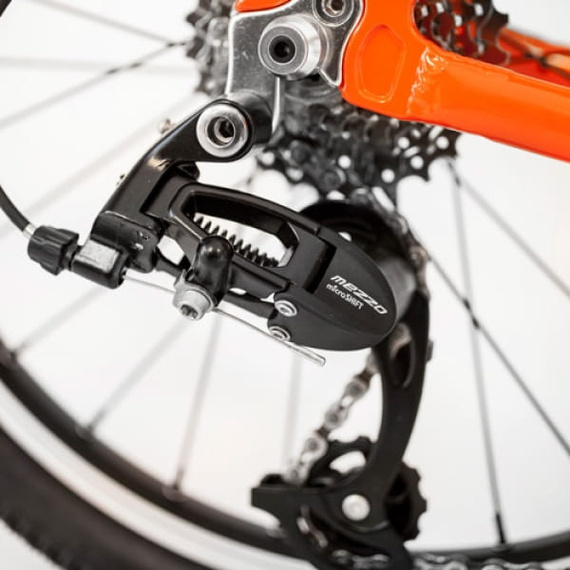 Lekki rower dla dzieci i młodzieży KUbikes 26 Czarno-Czerwony