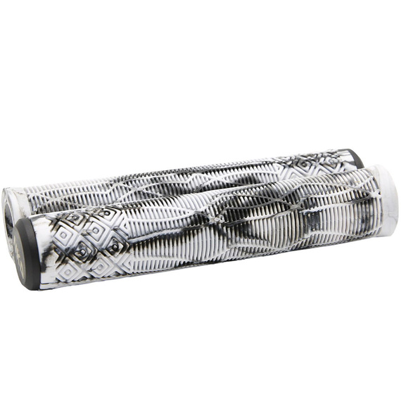 Gripy Rączki do Hulajnogi Wyczynowej NKD GOAT Stunt Scooter Grips Czarno-Biały 163 mm