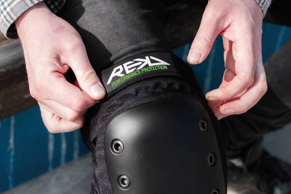 Ochraniacze REKD Energy Ramp Knee Pads L Czarne